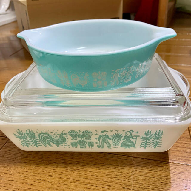 Pyrex(パイレックス)のあーね様専用　Pyrex キャセロール、レフリジレーター、バターケース インテリア/住まい/日用品のキッチン/食器(食器)の商品写真