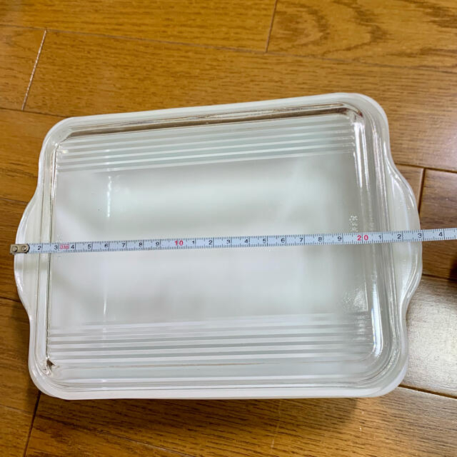 Pyrex(パイレックス)のあーね様専用　Pyrex キャセロール、レフリジレーター、バターケース インテリア/住まい/日用品のキッチン/食器(食器)の商品写真