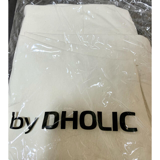 dholic(ディーホリック)のDHOLIC ミニスカート　新品未使用 レディースのスカート(ミニスカート)の商品写真