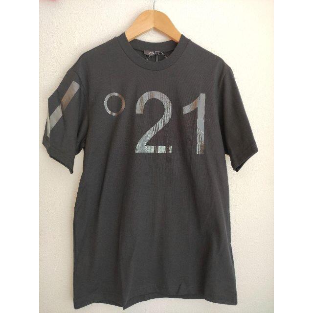 N°21(ヌメロヴェントゥーノ)のゆめ様専用【ヌメロヴェントゥーノ】N°21　ブラックロゴTシャツ レディースのトップス(Tシャツ(半袖/袖なし))の商品写真