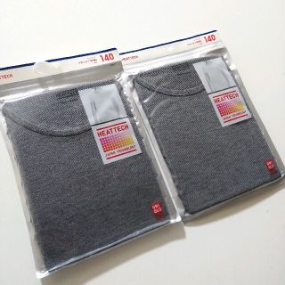 ユニクロ(UNIQLO)の新品  ユニクロ　ヒートテック   半袖　グレー　140  2点セット(下着)