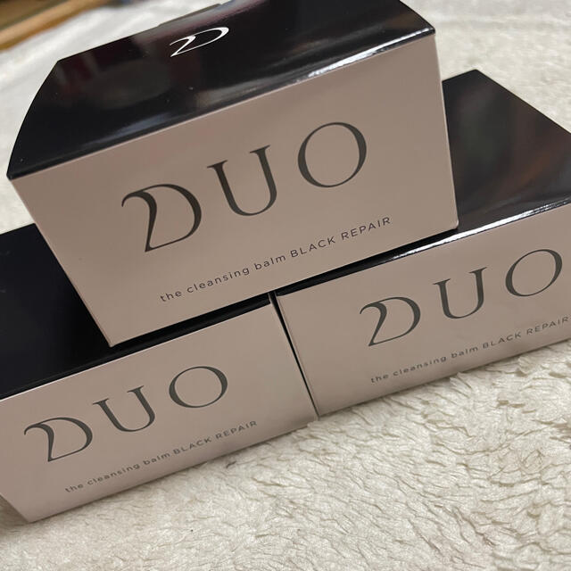 新品未使用✴︎DUO  ザ クレンジングバーム ブラックリペア90g×3個 コスメ/美容のスキンケア/基礎化粧品(クレンジング/メイク落とし)の商品写真