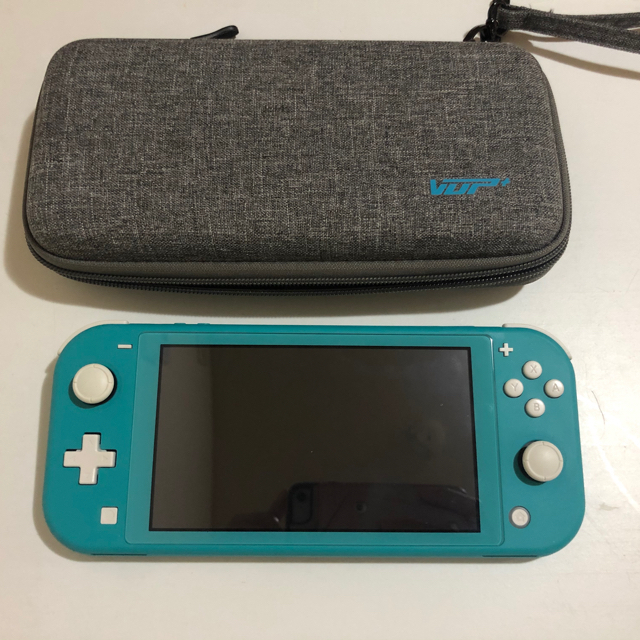 携帯用ゲーム機本体Nintendo Switch Lite 本体　ターコイズ　キャリングケース付き