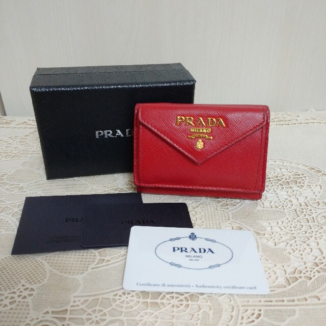 PRADA saffiano metal　コンパクトウォレットサフィアーノレザー