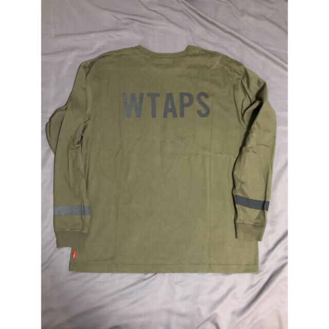 W)taps(ダブルタップス)のWTAPS WTVUA ロンT オリーブ  M L XL メンズのトップス(Tシャツ/カットソー(七分/長袖))の商品写真