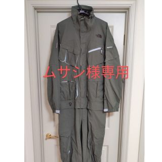 ザノースフェイス(THE NORTH FACE)の【ムサシ様専用】ノースフェイス　スノーウェイ　つなぎ　Mサイズ（海外サイズ）(ウエア/装備)