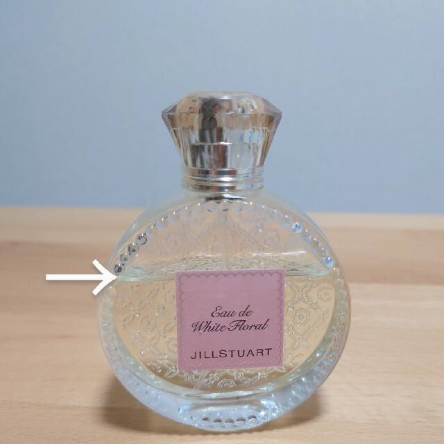 JILLSTUART(ジルスチュアート)のJILLSTUART ホワイトフローラル  コスメ/美容の香水(香水(女性用))の商品写真