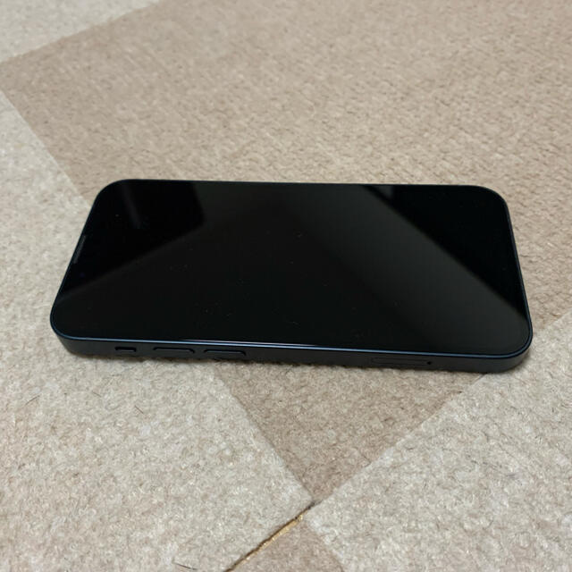 Apple(アップル)のiphone 13 mini ほぼ新品 スマホ/家電/カメラのスマートフォン/携帯電話(スマートフォン本体)の商品写真