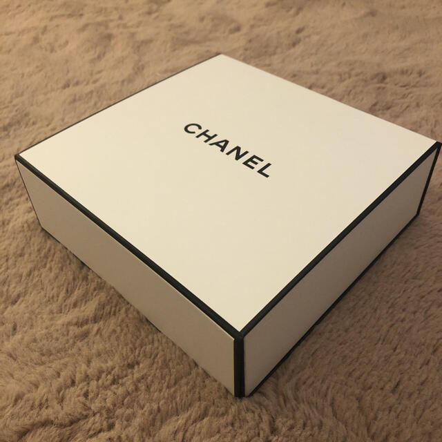 CHANEL(シャネル)のCHANEL ガブリエル ボディ クリーム 新品未開封 コスメ/美容のボディケア(ボディクリーム)の商品写真