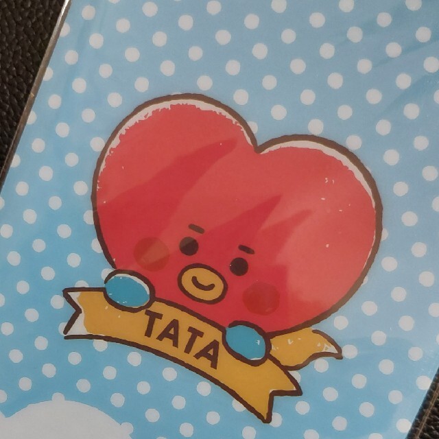 防弾少年団(BTS)(ボウダンショウネンダン)のTATA マスクケース　BT21 タタ　ラインフレンズ公式 エンタメ/ホビーのCD(K-POP/アジア)の商品写真