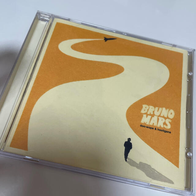 BRUNO MARS、ONE DIRECTIONの2本🤍saiさん専用🌷 エンタメ/ホビーのCD(ポップス/ロック(洋楽))の商品写真