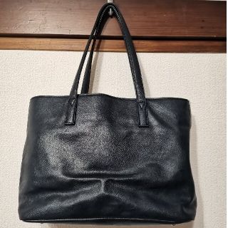 マルイ(マルイ)の【美品】OIOI 楽ちん快適バッグ(トートバッグ)