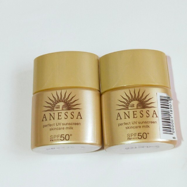 ANESSA(アネッサ)のアネッサ　日焼け止め　ミニ　二本 コスメ/美容のボディケア(日焼け止め/サンオイル)の商品写真