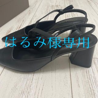 チャールズアンドキース(Charles and Keith)のチャールズアンドキース　変形ヒール　パンプス(ハイヒール/パンプス)