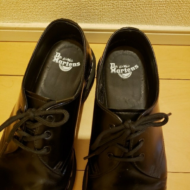 Dr.Martens(ドクターマーチン)の（たっとぅさま専用）【白ステッチ、28cm（UK9）】ドクターマーチン　3ホール メンズの靴/シューズ(ブーツ)の商品写真
