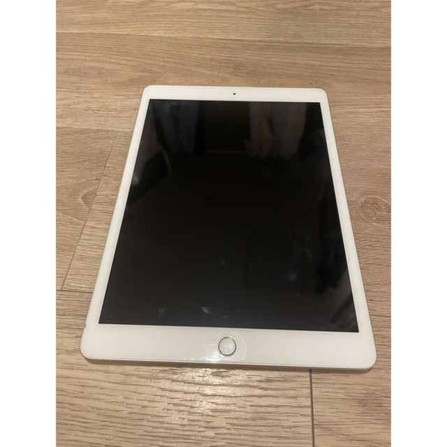 【美品】Wi-Fiモデル Apple iPad 第7世代 128GB シルバー 1