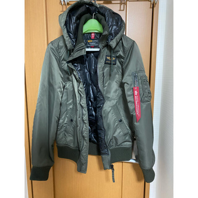 ALPHA INDUSTRIES(アルファインダストリーズ)の【美品】 アルファインダストリーズ フライトジャケット  L カーキ メンズのジャケット/アウター(フライトジャケット)の商品写真