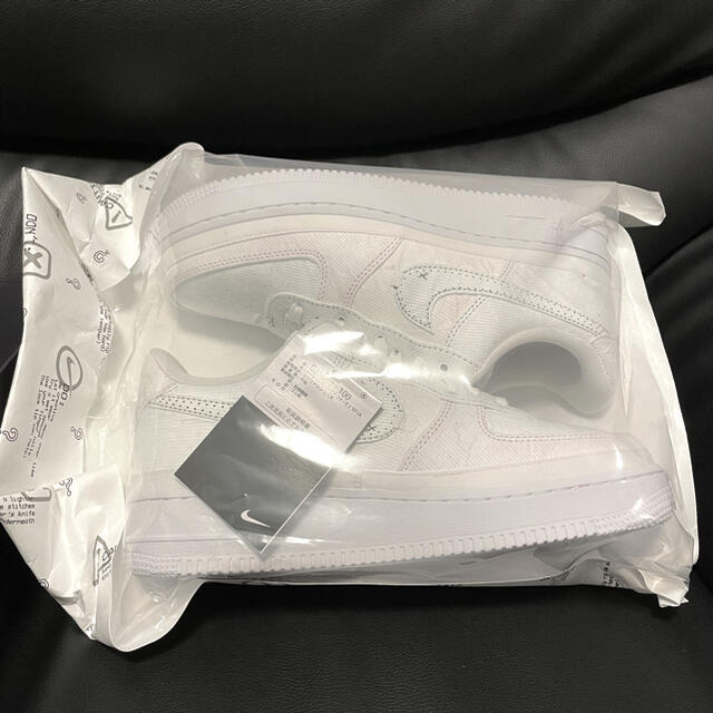 NIKE(ナイキ)のNIKE WMNS AIR FORCE 1 '07 LX メンズの靴/シューズ(スニーカー)の商品写真