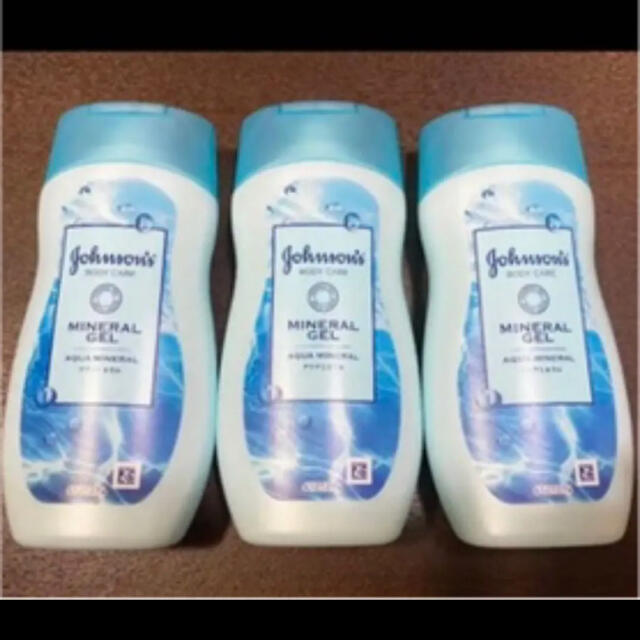 Johnson's(ジョンソン)のジョンソンエンドジョンソン ボディローション ミネラルジェリー ボディクリーム コスメ/美容のボディケア(ボディローション/ミルク)の商品写真