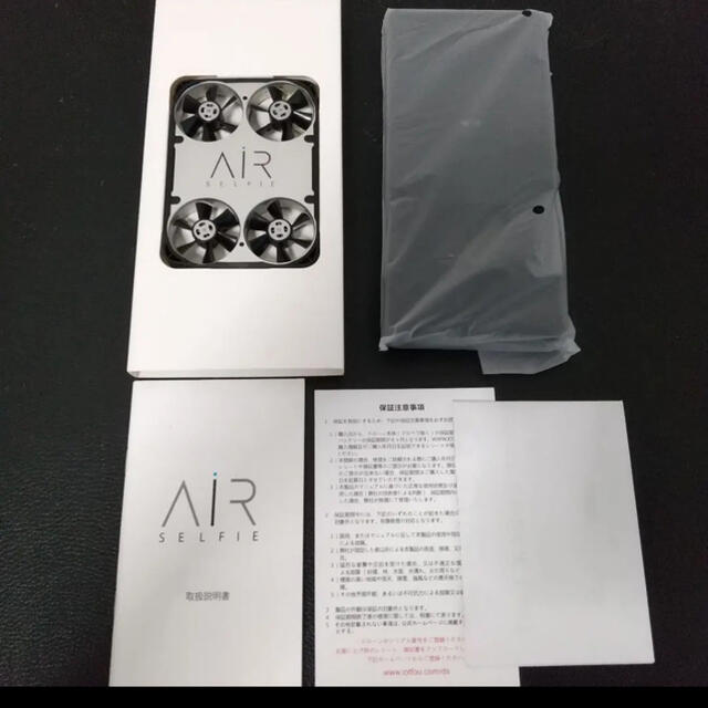 【Air selfie】自撮り専用ドローン スマホ/家電/カメラのカメラ(コンパクトデジタルカメラ)の商品写真