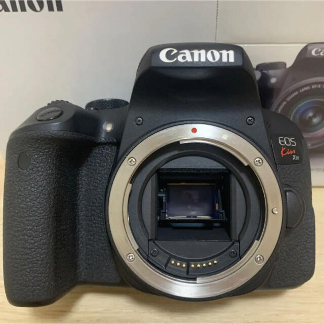 Canon(キヤノン)のりいり様専用⭐︎ Canon キャノン　EOS KISS x9i Wズームキット スマホ/家電/カメラのカメラ(デジタル一眼)の商品写真