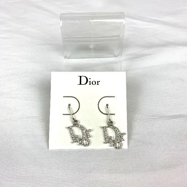Christian Dior(クリスチャンディオール)のChristian Dior ロゴ　ラインストーン　ピアス　未使用 レディースのアクセサリー(ピアス)の商品写真
