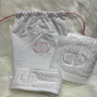 ディオール(Dior)の【非売品】Diorヘアバンド&フェイスタオル&巾着3点セット新品未使用(ノベルティグッズ)