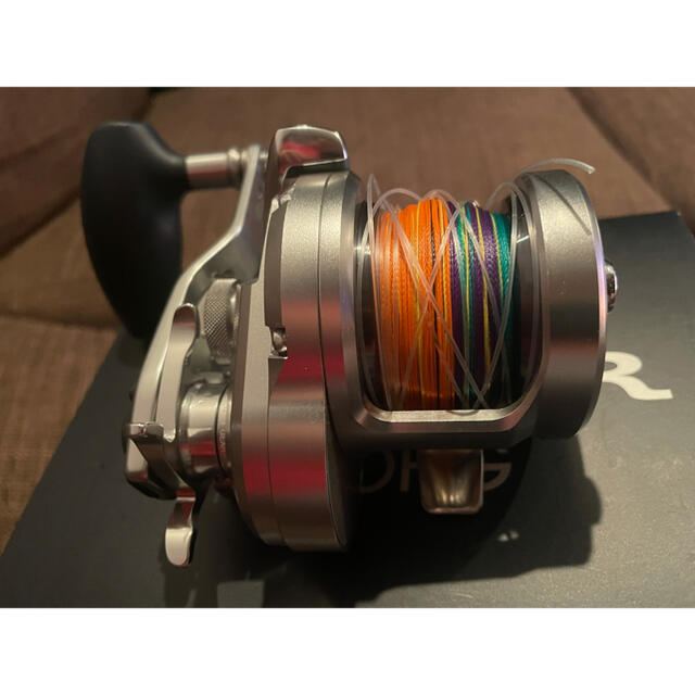 SHIMANO(シマノ)の【10/26まで7%オフクーポン】【超美品】オシアジガー　1500HG スポーツ/アウトドアのフィッシング(リール)の商品写真