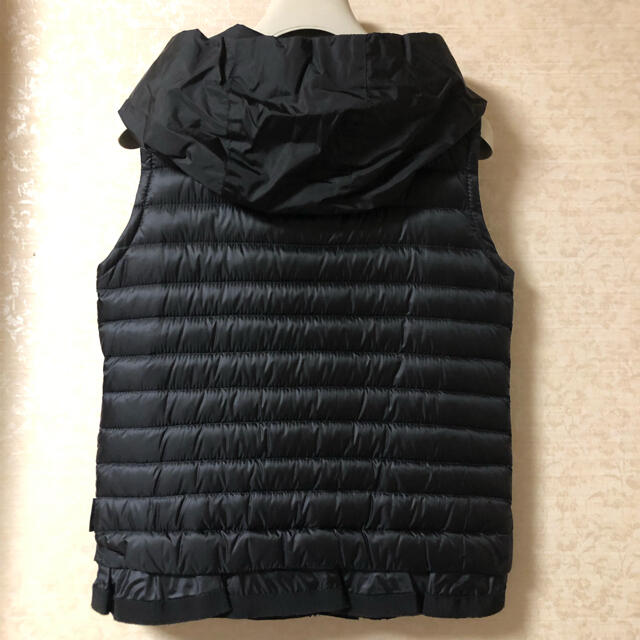 になります MONCLER - 美品 モンクレール ダウンベスト 軽量ダウン
