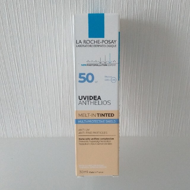 LA ROCHE-POSAY(ラロッシュポゼ)の新品　ラロッシュポゼ　ティント コスメ/美容のベースメイク/化粧品(化粧下地)の商品写真