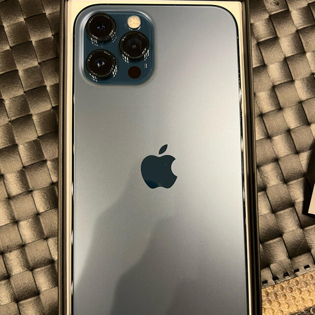 安い人気SALE】 iPhone iPhone12 Pro Max 256GB ブルー SIMフリーの通販 by Jonas's  shop｜アイフォーンならラクマ