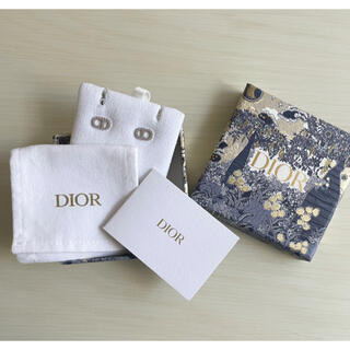 Christian Dior - 美品☆Christian Dior ディオール CDロゴピアスの通販｜ラクマ