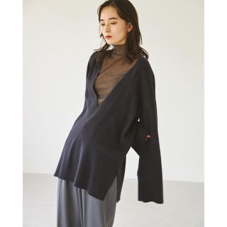 トゥデイフル(TODAYFUL)の【新品未使用】todayful Washed Vneck Knit(ニット/セーター)