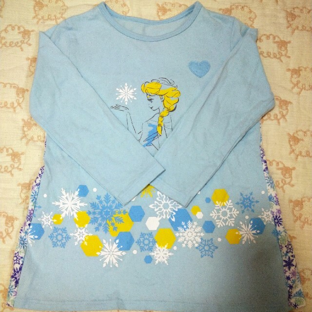 ベルメゾン(ベルメゾン)のエルサ　長袖Tシャツ　110 キッズ/ベビー/マタニティのキッズ服女の子用(90cm~)(Tシャツ/カットソー)の商品写真