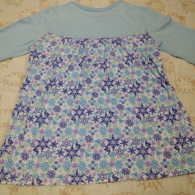 ベルメゾン(ベルメゾン)のエルサ　長袖Tシャツ　110 キッズ/ベビー/マタニティのキッズ服女の子用(90cm~)(Tシャツ/カットソー)の商品写真