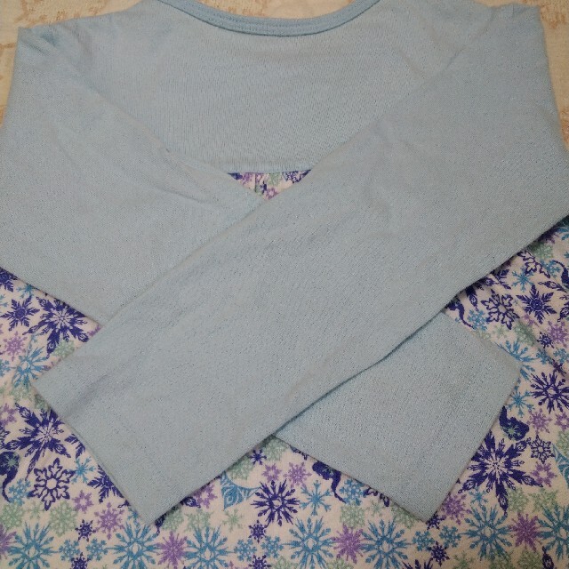 ベルメゾン(ベルメゾン)のエルサ　長袖Tシャツ　110 キッズ/ベビー/マタニティのキッズ服女の子用(90cm~)(Tシャツ/カットソー)の商品写真