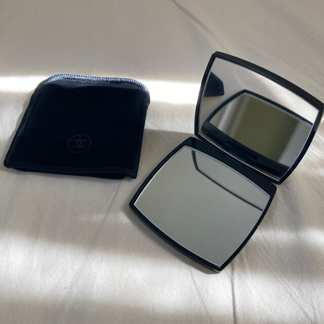 CHANEL(シャネル)のCHANEL MIROIR DOUBLE FACETTES(ミラー) レディースのファッション小物(ミラー)の商品写真