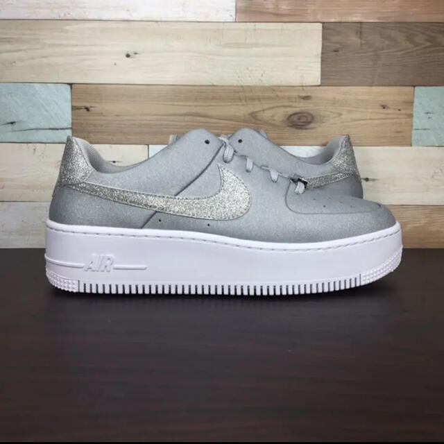 NIKE AIR  FORCE 1 SAGE LOW  25.5cm 新品 メンズの靴/シューズ(スニーカー)の商品写真