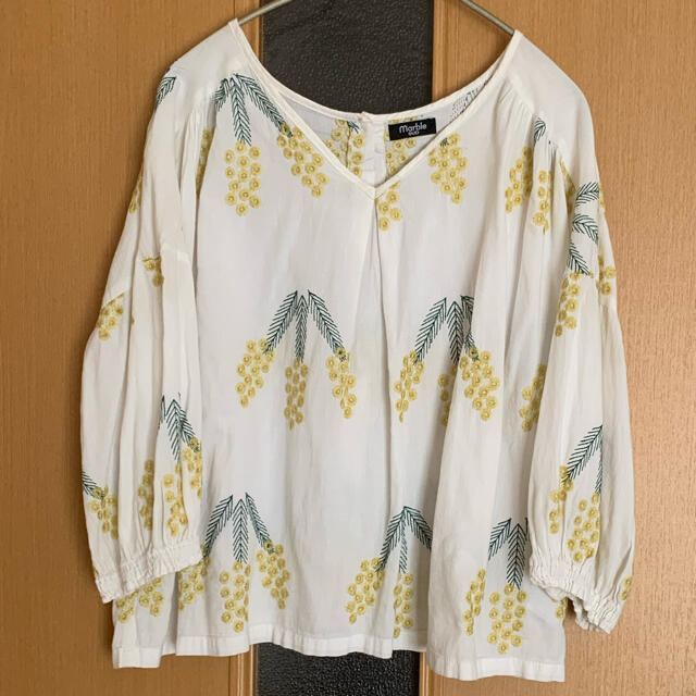 【大井様専用】マーブルシュッド ミモザ 刺繍 ブラウス | フリマアプリ ラクマ