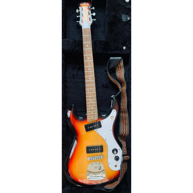 AriaCompany(アリアカンパニー)のAria Proエレキギター(mosrite model) 楽器のギター(エレキギター)の商品写真