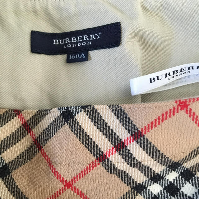 BURBERRY(バーバリー)のたけ様専用 BURBERRY LONDON ノバチェックウールプリーツスカート レディースのスカート(ひざ丈スカート)の商品写真