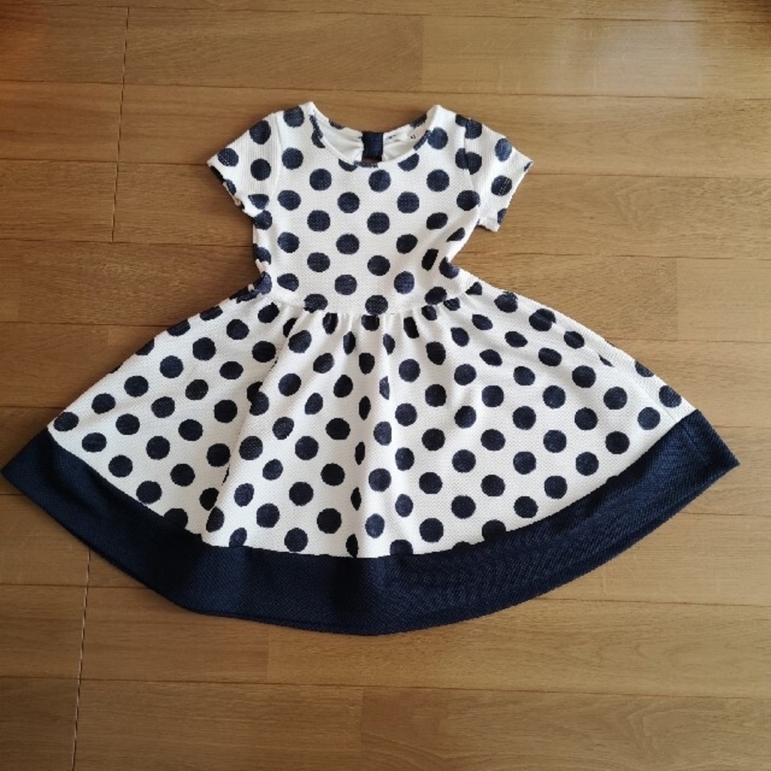 H&M(エイチアンドエム)のH&M　キッズワンピース キッズ/ベビー/マタニティのキッズ服女の子用(90cm~)(ワンピース)の商品写真