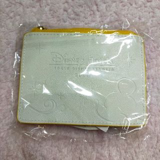 ディズニー(Disney)の【新品未開封】ディズニーリゾート 限定 パスケース(キャラクターグッズ)