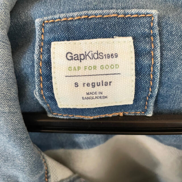 GAP Kids(ギャップキッズ)のgap kids デニムジャケット キッズ/ベビー/マタニティのキッズ服女の子用(90cm~)(ジャケット/上着)の商品写真