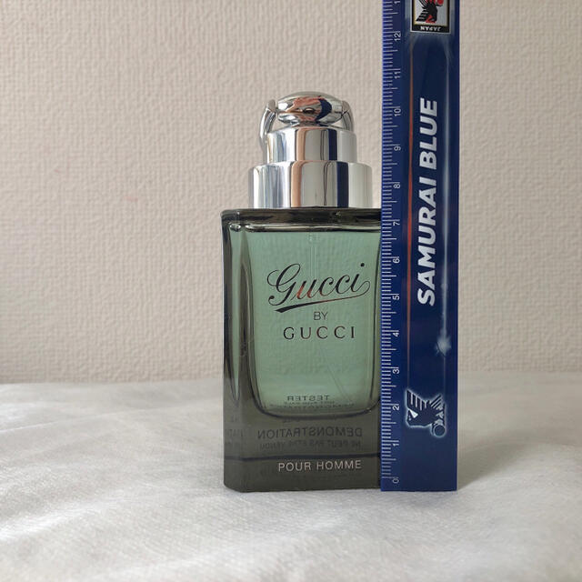 Gucci(グッチ)のグッチ　バイ　グッチ　プールオム　オーデトワレ　100mL コスメ/美容の香水(ユニセックス)の商品写真