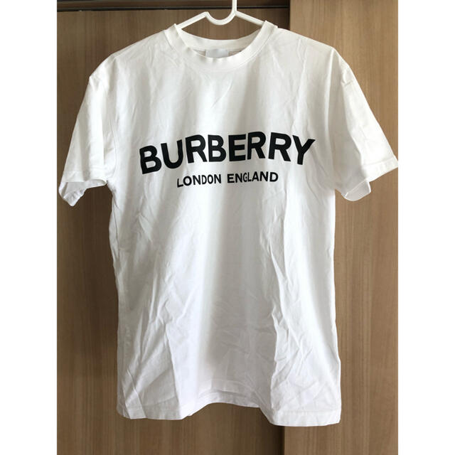 BURBERRY(バーバリー)のバーバリー  白　ロゴTシャツ　XXS レディースのトップス(Tシャツ(半袖/袖なし))の商品写真