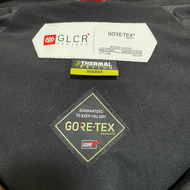 666(シックスシックスシックス)の686 シックスエイトシックス GORE-TEX ゴアテックス ウェア スポーツ/アウトドアのスノーボード(ウエア/装備)の商品写真