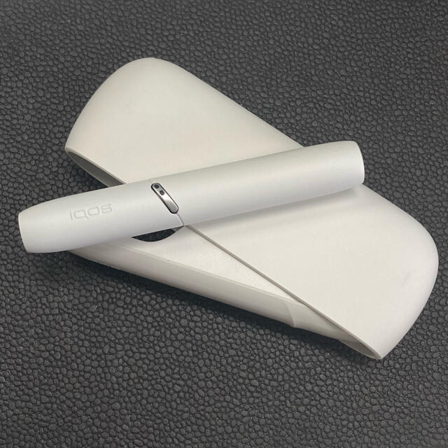 IQOS(アイコス)のiQOS 3 DUO アイコス デュオ ホワイト 白 メンズのファッション小物(タバコグッズ)の商品写真