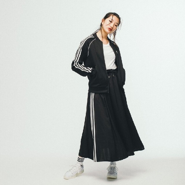 adidas(アディダス)のロング サテン スカート LONG SATIN SKIRT FL0039 レディースのスカート(ロングスカート)の商品写真