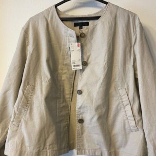 ユニクロ(UNIQLO)のユニクロ　レディース  ノーカラージャケット　ベージュ　XXL (ノーカラージャケット)